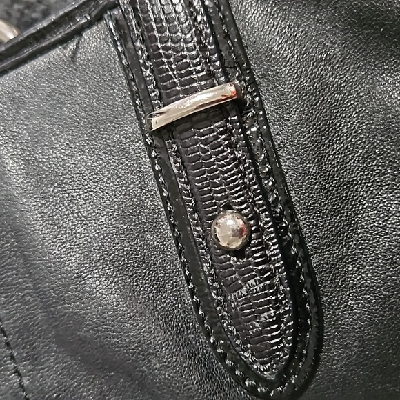 Coach Black Hobo - Picture 7 of 10